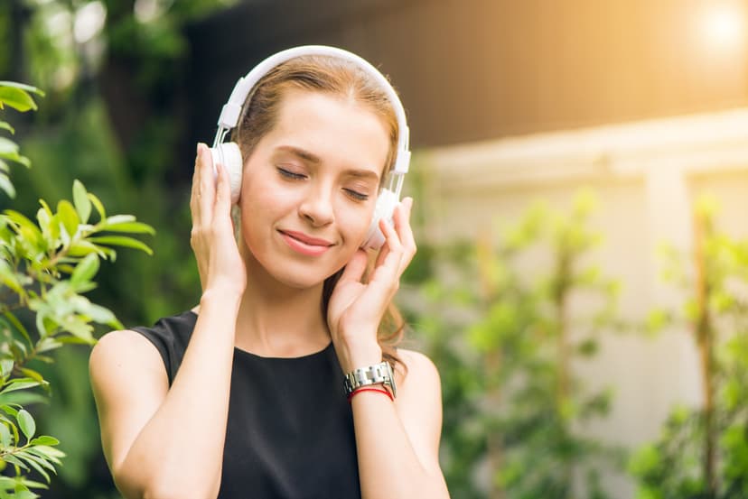 Stresi Azaltan Mindfulness ve Meditasyon Podcast’leri